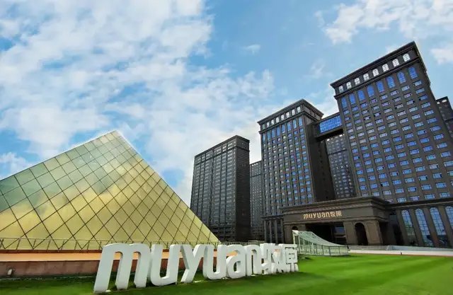 秦英林把2000亿的牧原股份,交给了90后